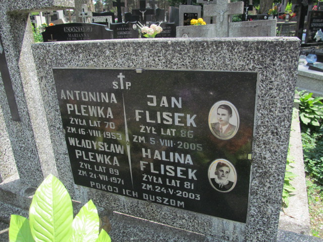 Helena Flisek 1922 Łaskarzew - Grobonet - Wyszukiwarka osób pochowanych