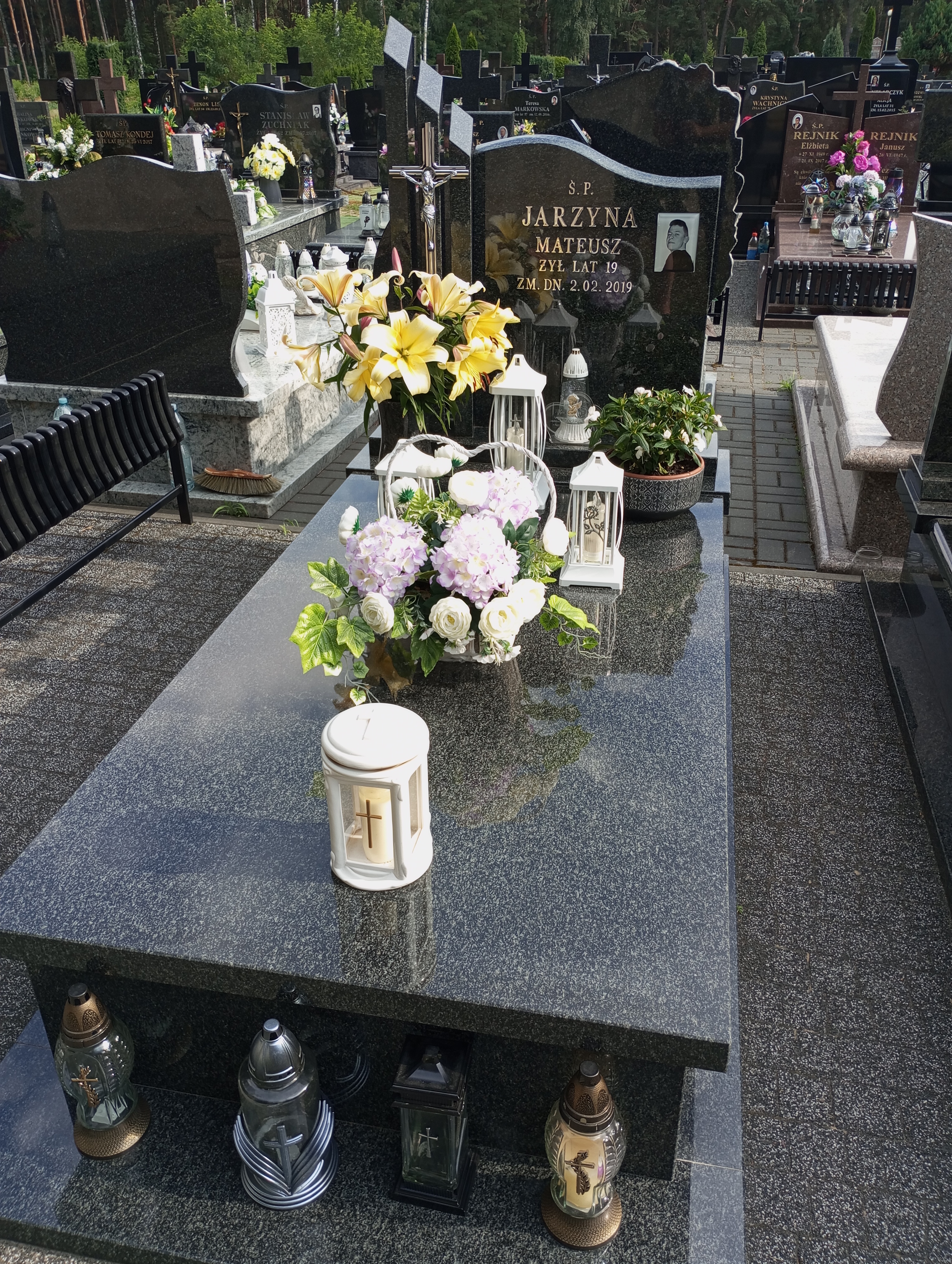 Mateusz Jarzyna  1999 Łaskarzew - Grobonet - Wyszukiwarka osób pochowanych