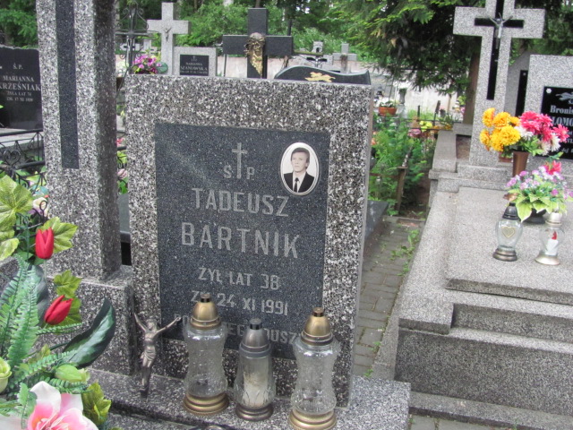 Tadeusz Bartnik 1953 Łaskarzew - Grobonet - Wyszukiwarka osób pochowanych