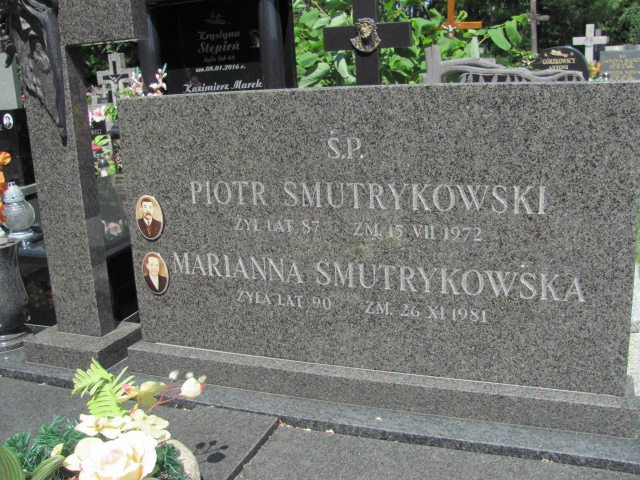 Piotr Smutrykowski 1886 Łaskarzew - Grobonet - Wyszukiwarka osób pochowanych