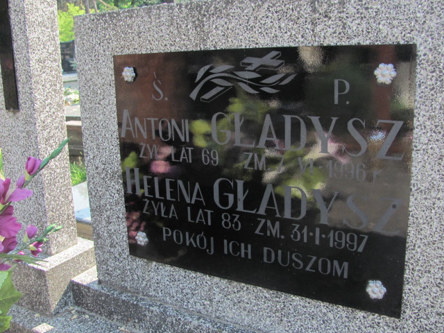 Helena Gładysz 1913 Łaskarzew - Grobonet - Wyszukiwarka osób pochowanych