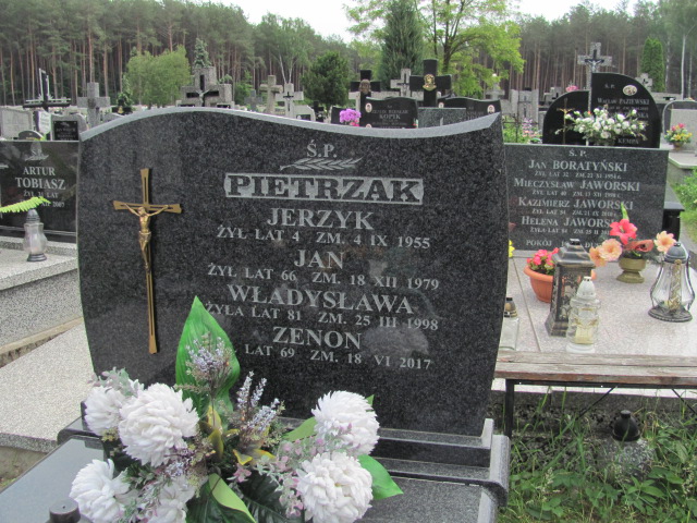 Jerzy Pietrzak 1951 Łaskarzew - Grobonet - Wyszukiwarka osób pochowanych