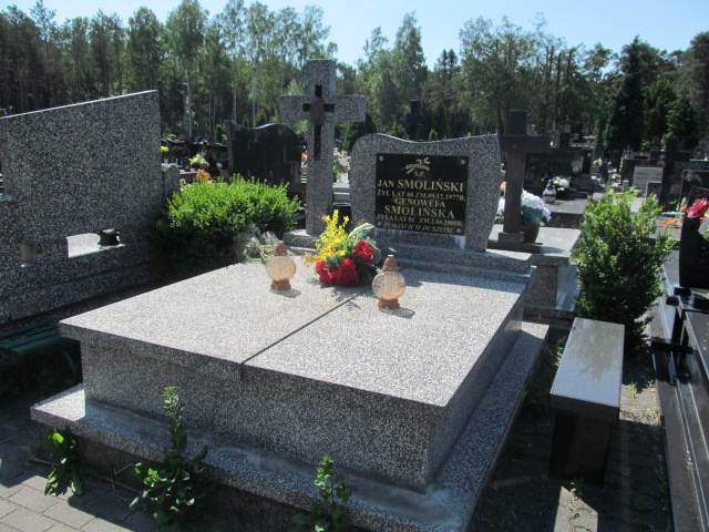 Grób Jan Smoliński